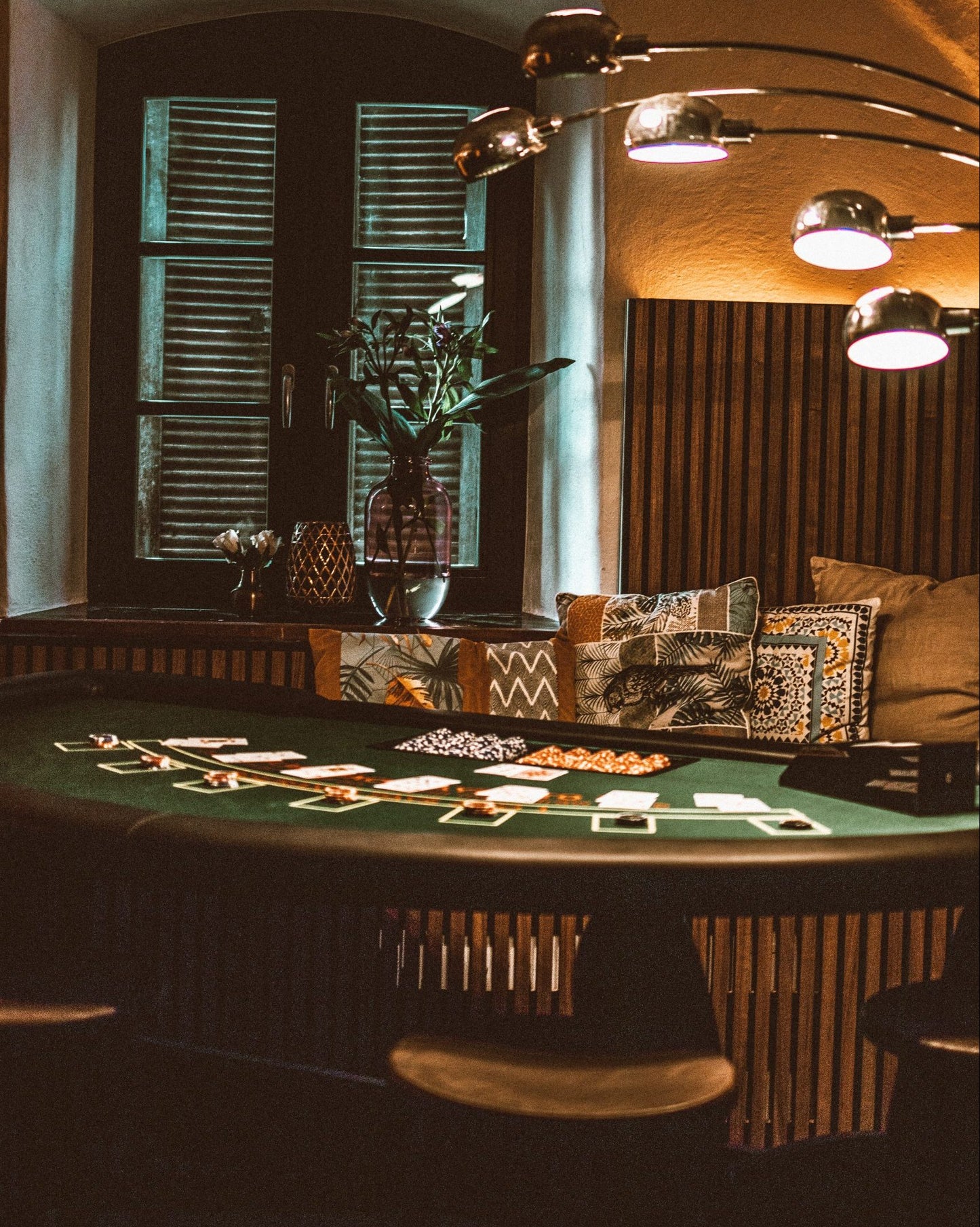 Opvouwbaar pakket voor max. 18 personen: 1x Black Jack tafel + 1x Poker tafel + 1x Roulette tafel